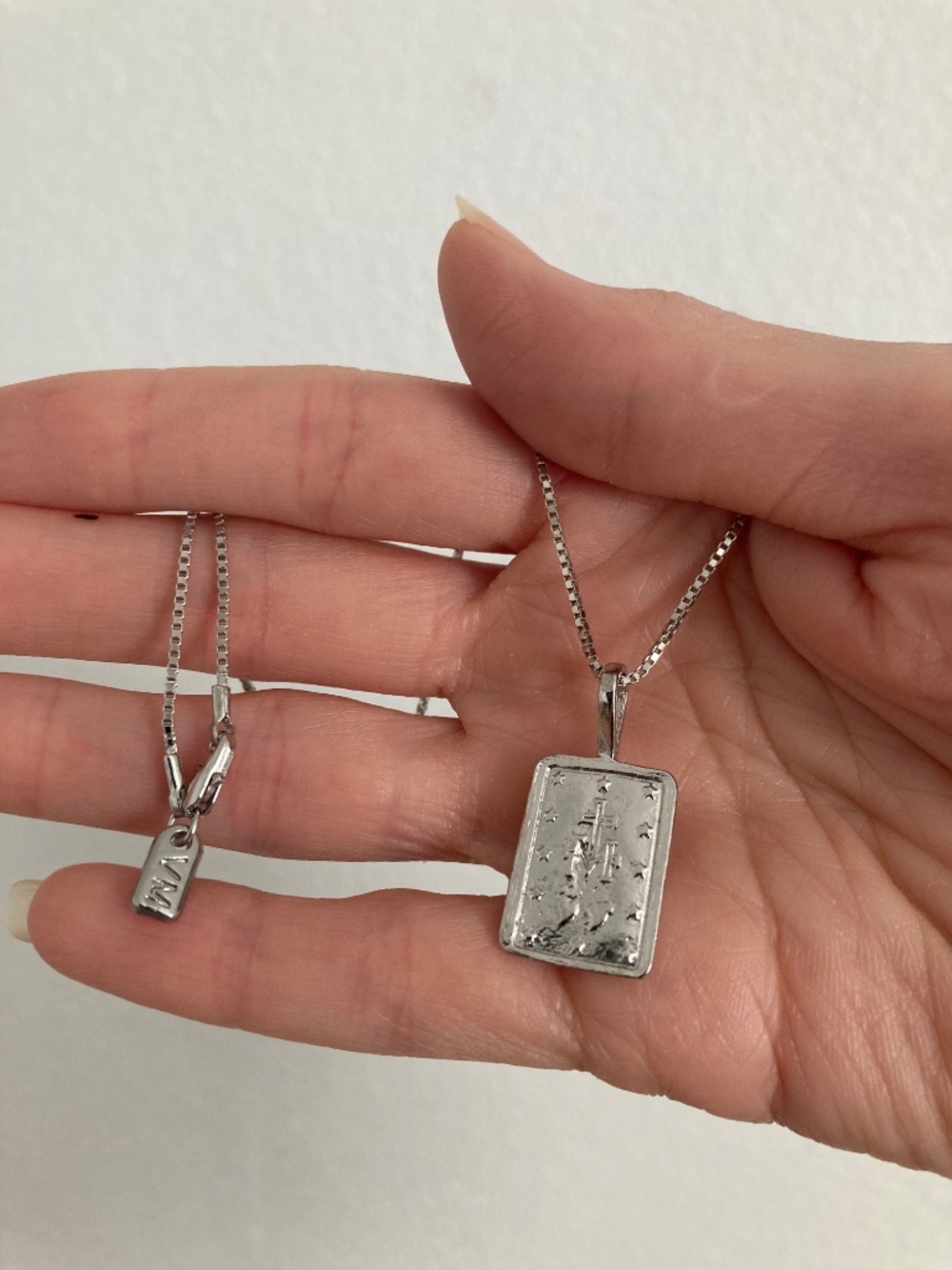 New Vanessa Mooney Silver mother Mary Pendant Necklace Silver pendant necklace